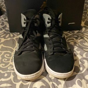 Nike Jordans Flight Legend